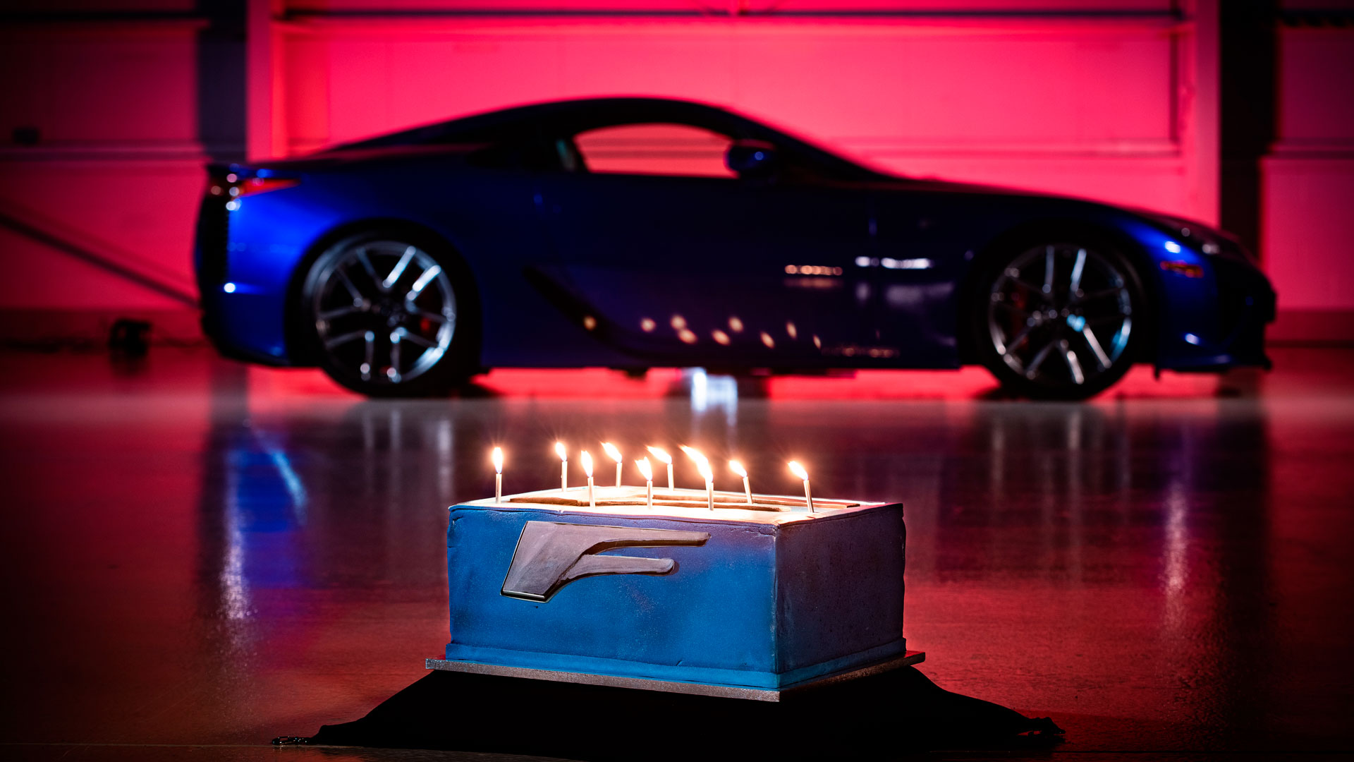 Lexus celebra el décimo aniversario del LFA