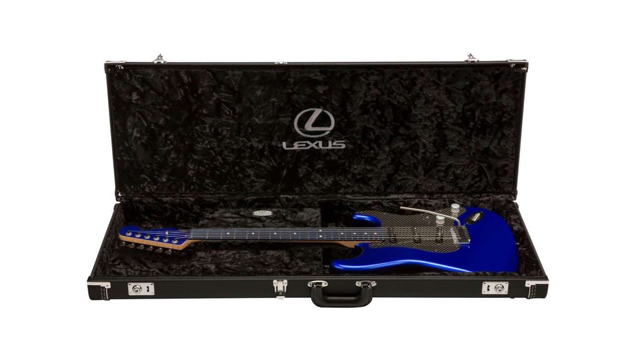 Fender® y Lexus colaboran para producir la guitarra Fender® Lexus LC Stratocaster®