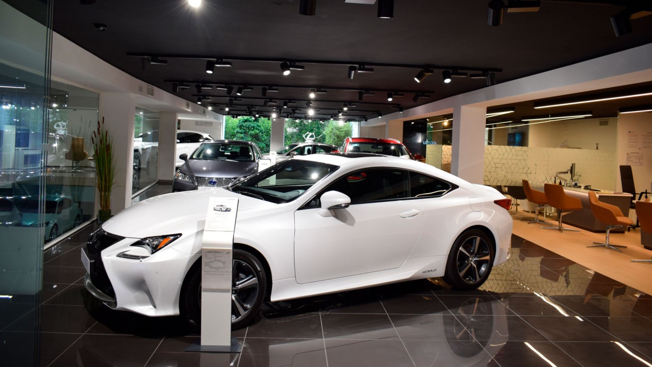 Lexus Barcelona abre instalaciones