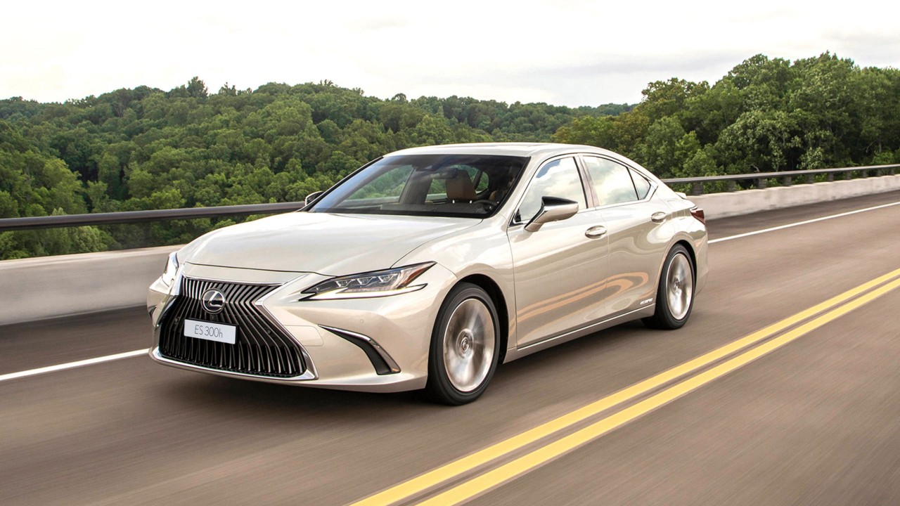 lexus-es-300h-1920x1080