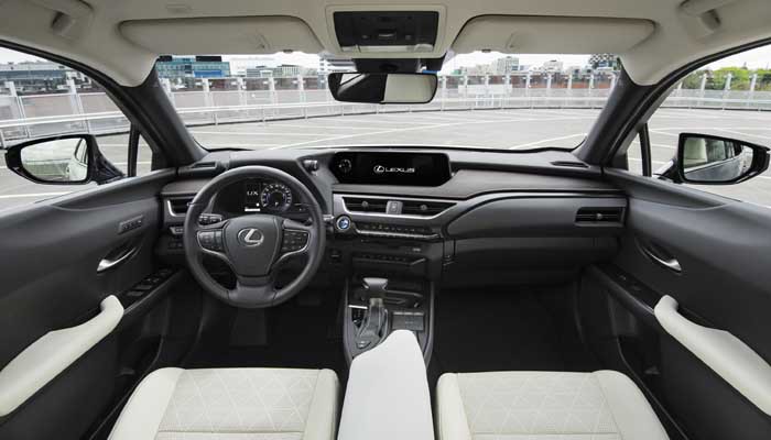 lexus-ux-250h-premium-lanzamiento-interior-700x400