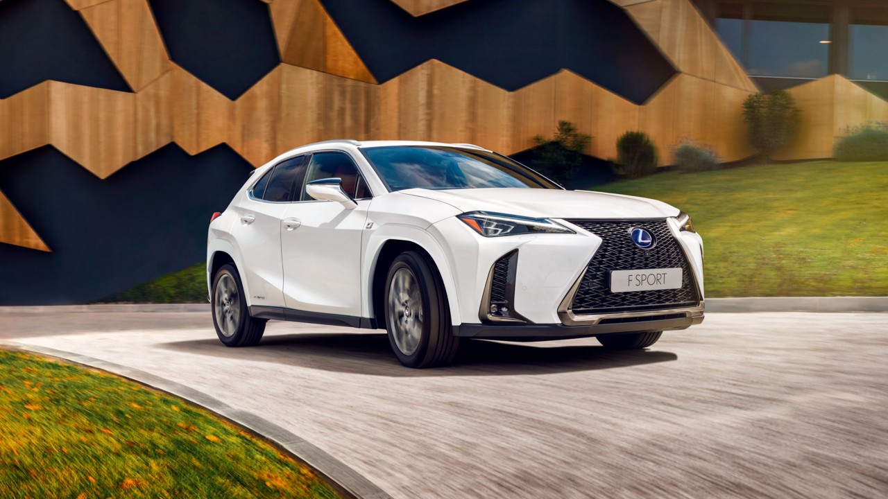 Lexus lanza la nueva gama UX 250h 2022