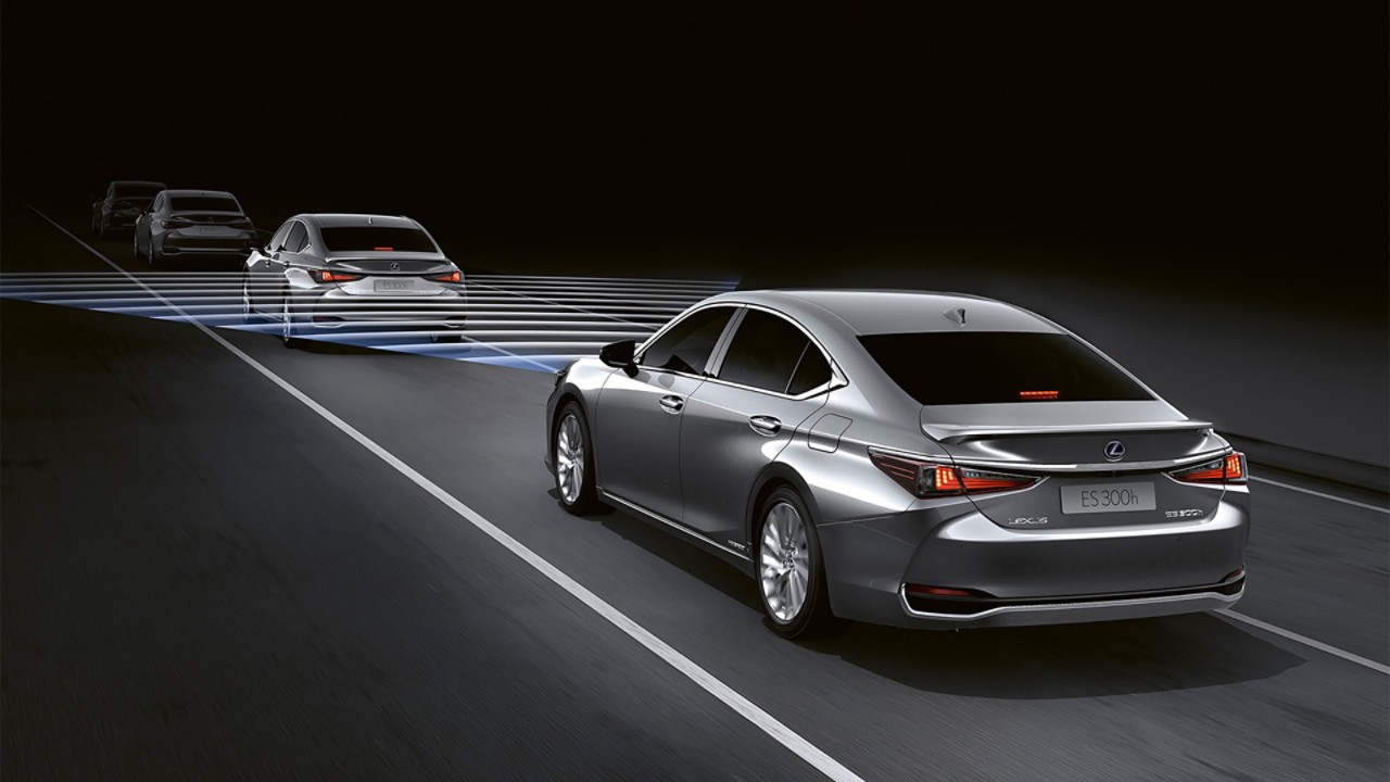 Lexus ES
