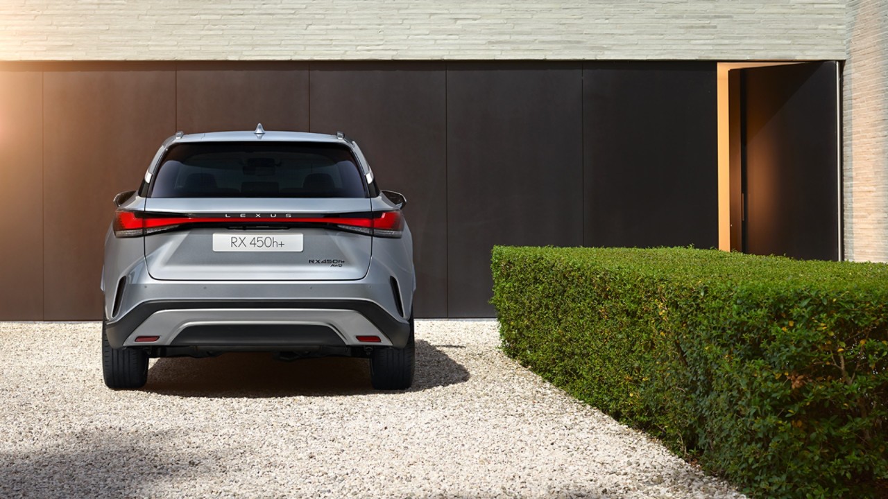 dxp-2022-lexus-rx-world-premiere-gallery-exterior-07-1920x1080