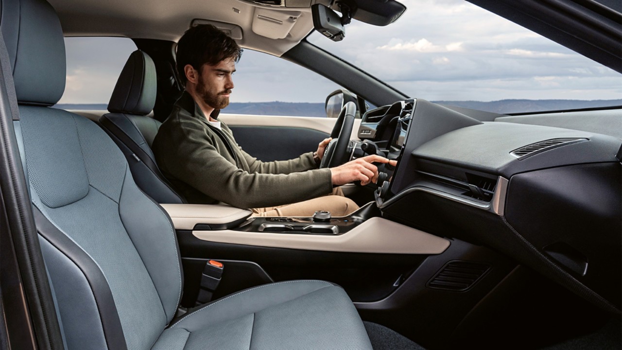 rz-car-chapter-gallery-interior-12-1920x1080