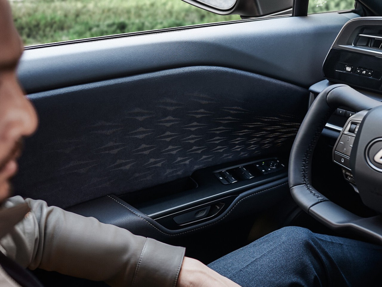 Interior Lexus RZ 450e