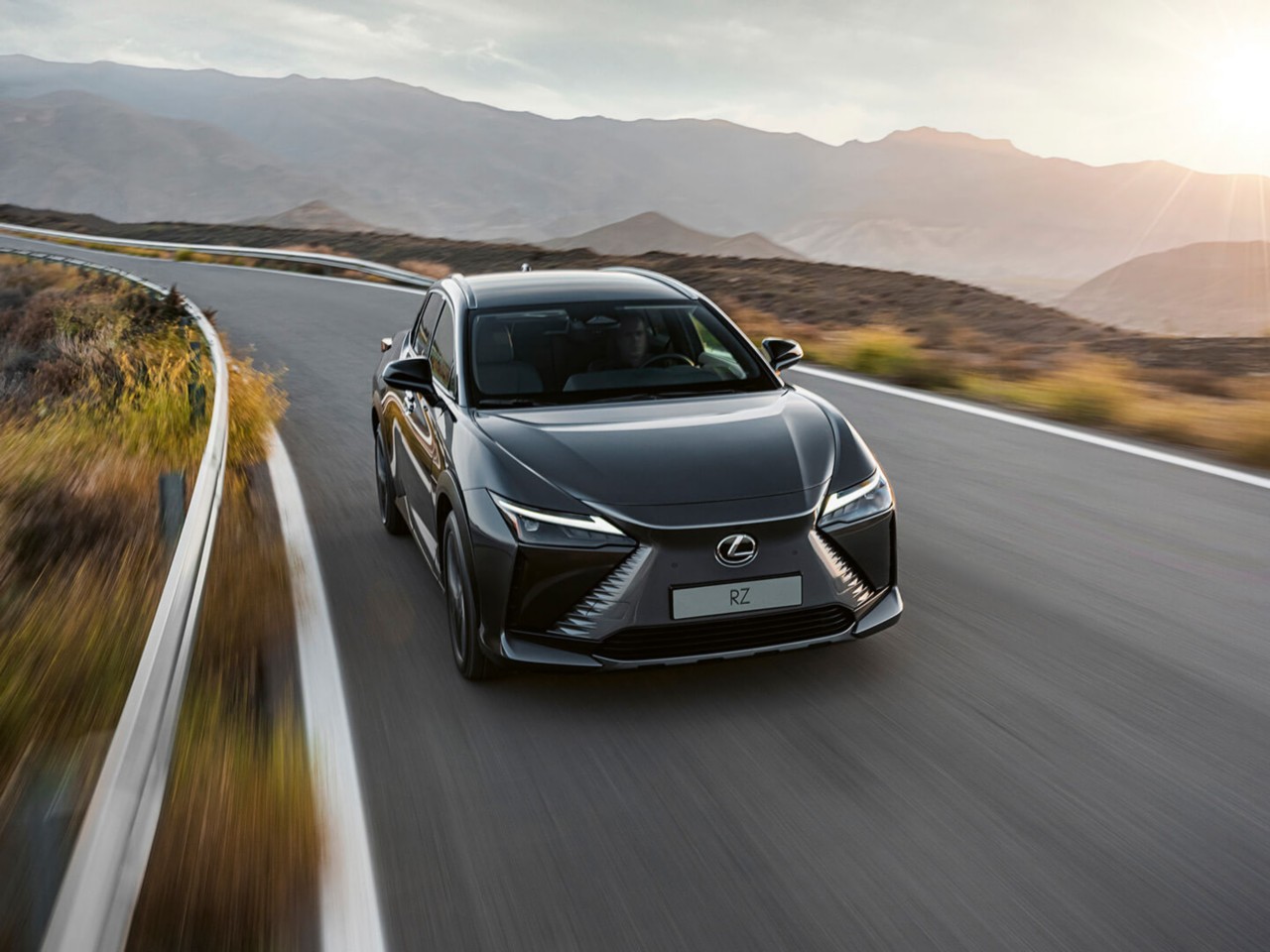 Nuevo Lexus RZ