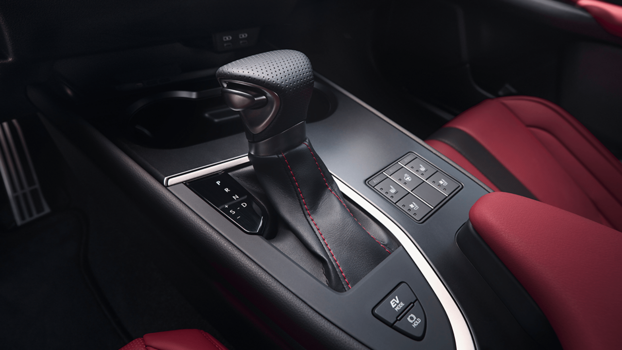 Lexus UX detalles interior