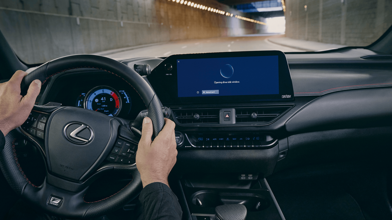 Lexus UX my23