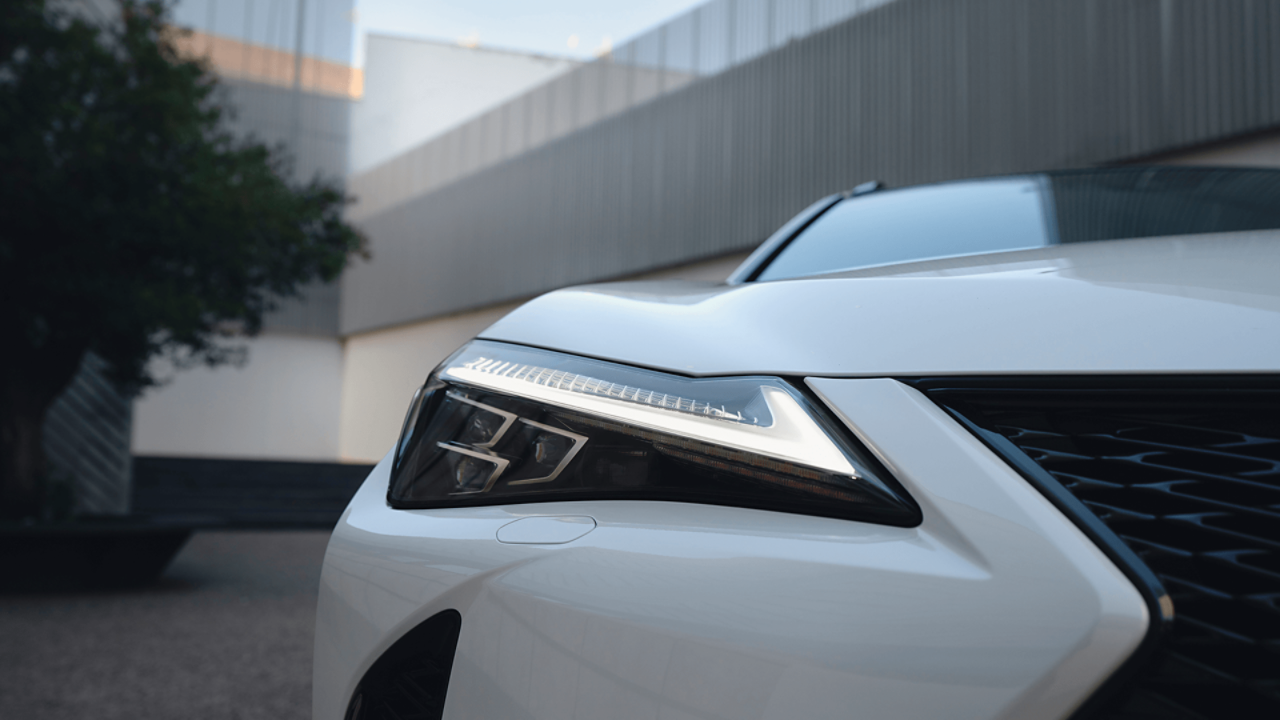 Faros Lexus UX