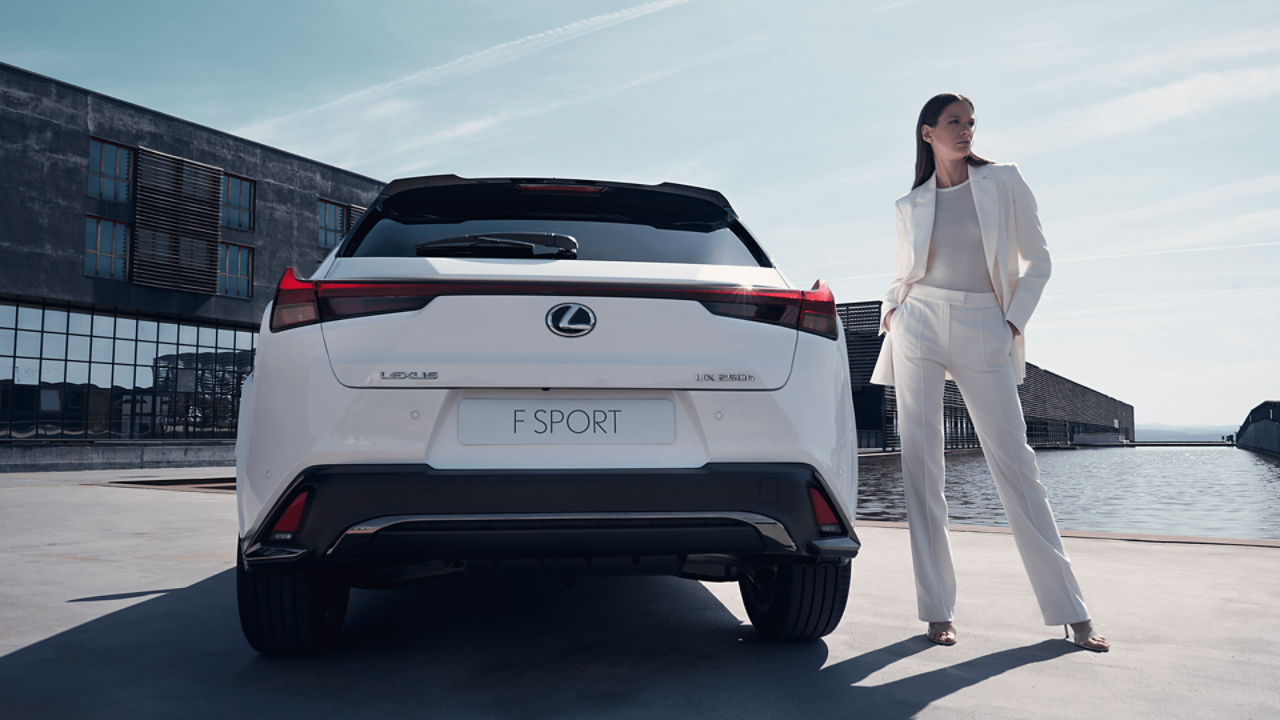 Lexus UX exterior