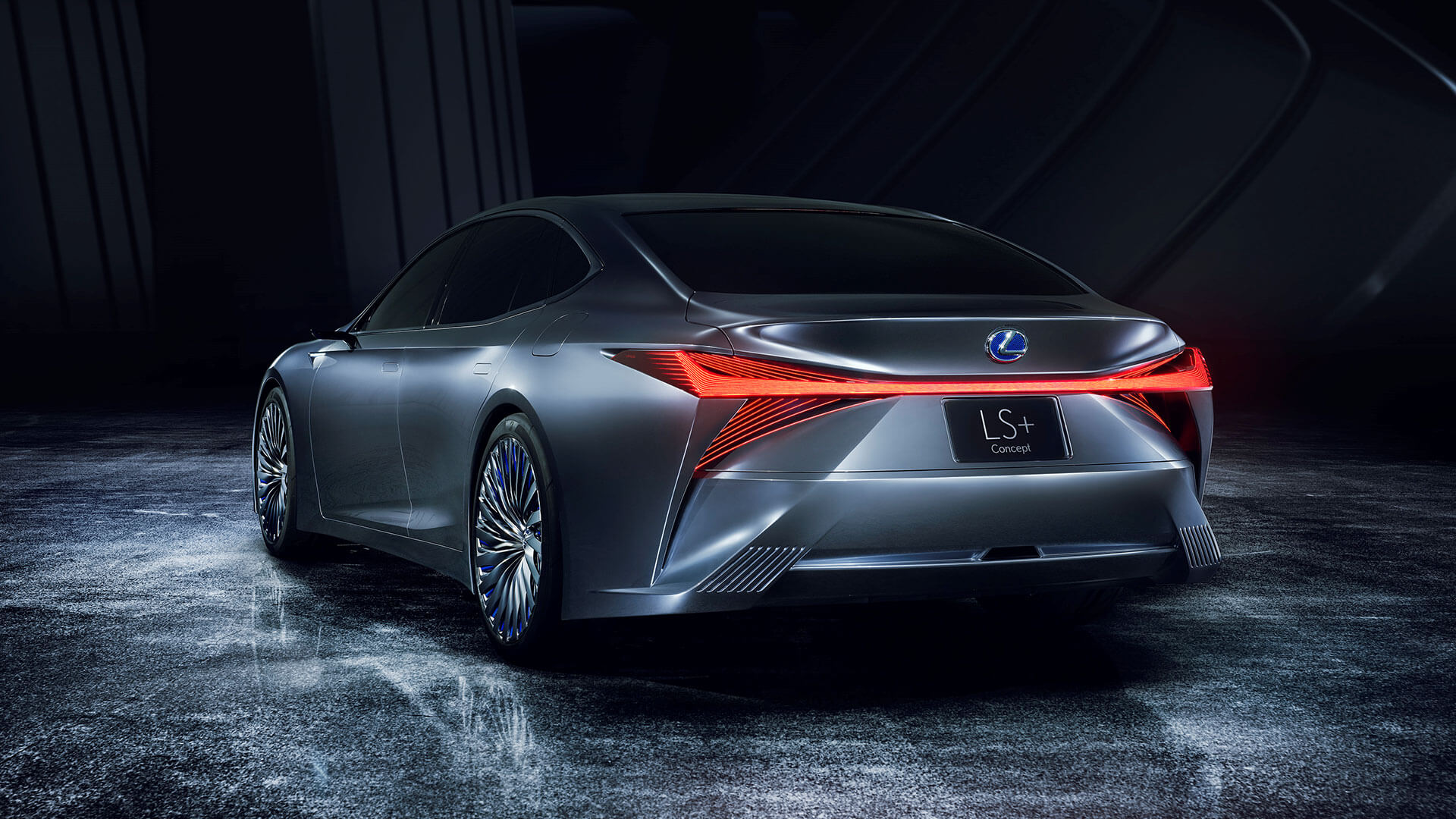 Rear view of the Lexus Premieres LS+ concept car