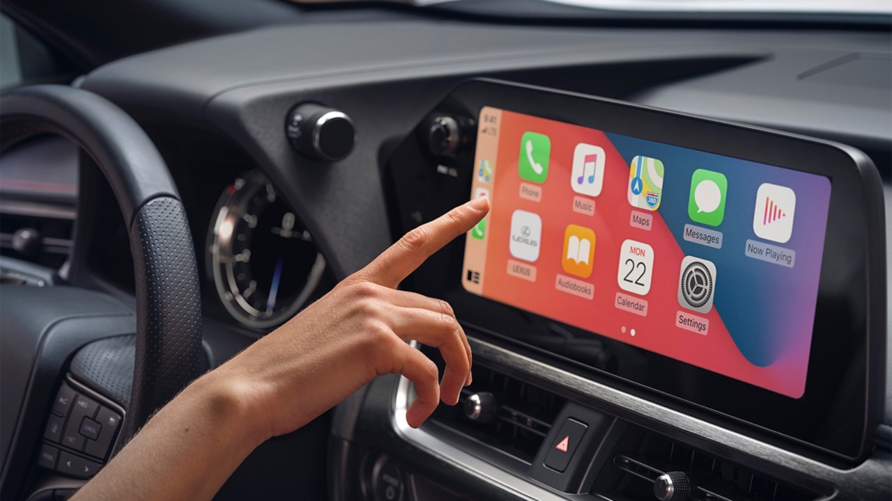 Apple CarPlay™ y Android Auto™ 