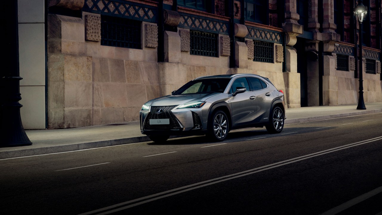 2021-lexus-ux-hero-1920x1080